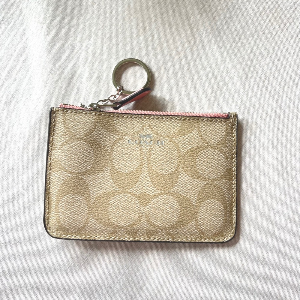 Coach ID Signature‎ PVC Key Pouch Card Case Light Khaki Blush Pink New